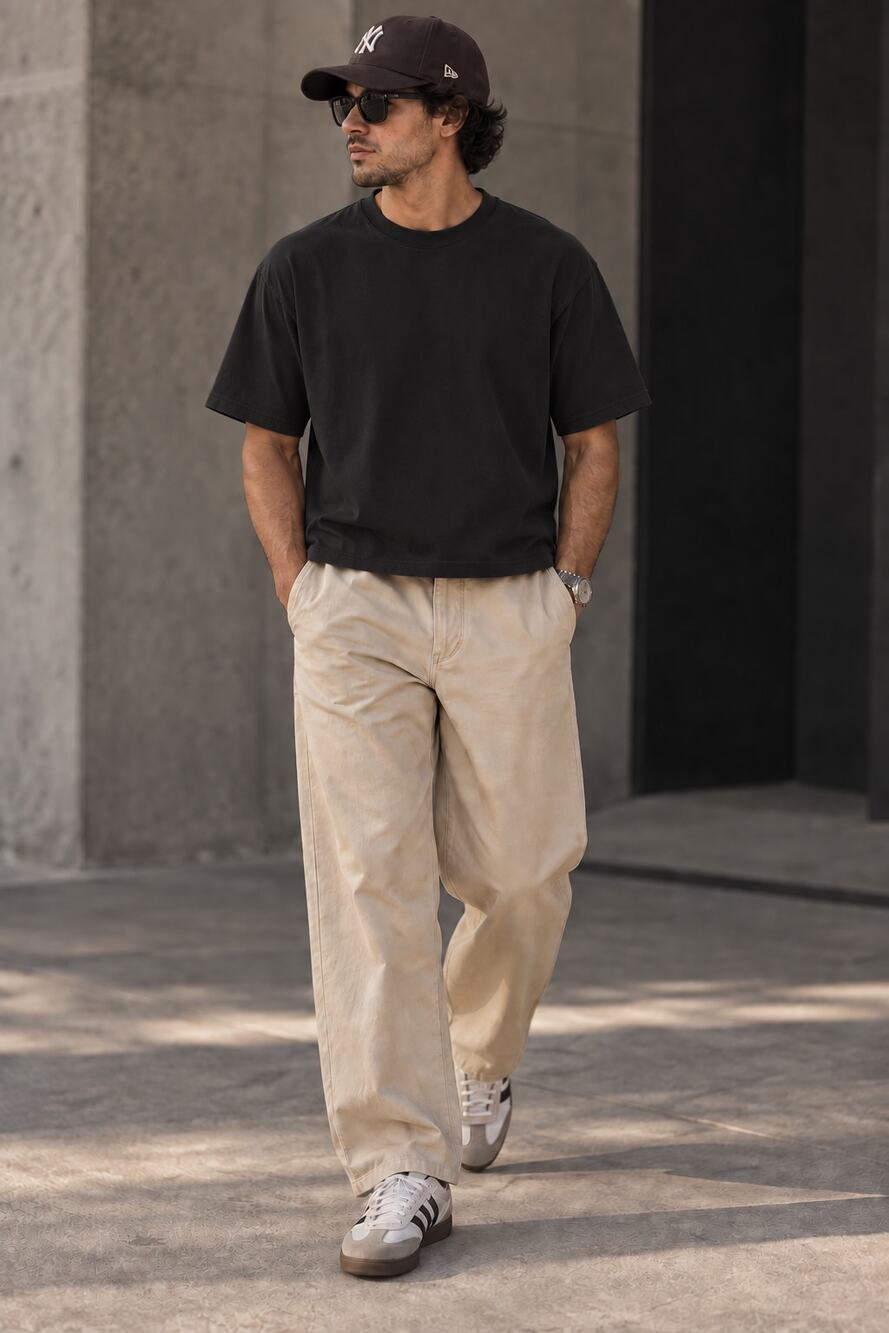 Men’s Black Boxy T-Shirt Short Sleeve Minimalist Tee Size Large NWOT